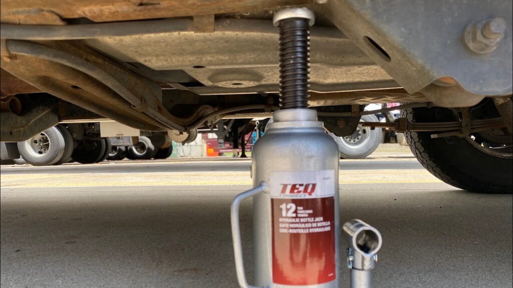 How to Use a Bottle Jack: Expert Tips & Tricks How to Use a Bottle Jack